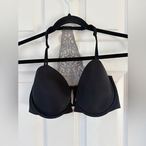 32DDD Victorias Secret Black Bra